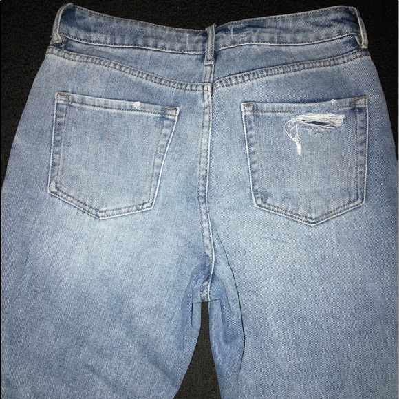 Too small - Picture 5 of 8